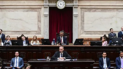 Gobernadores dialoguistas esperan señal de la Casa Rosada antes de definir postura sobre Adorni