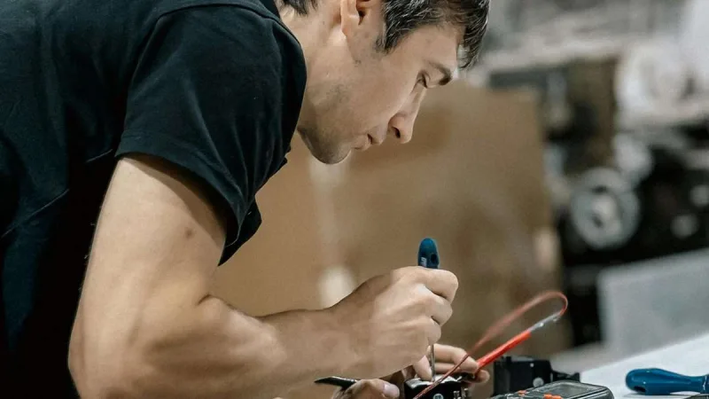 Cuánto dinero gana un electricista en junio 2026: el salario que cobra