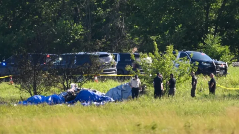 Qué se sabe del accidente aéreo cerca de Kansas City en el que murieron 12 personas