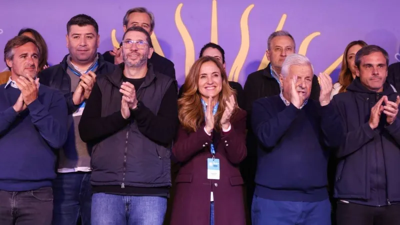 El peronismo federal juntó a sus dirigentes y planteó una alternativa de gobierno