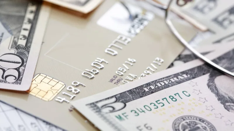 Dólar oficial y dólar tarjeta: banco por banco, a cuánto cotizan este martes 16 de junio