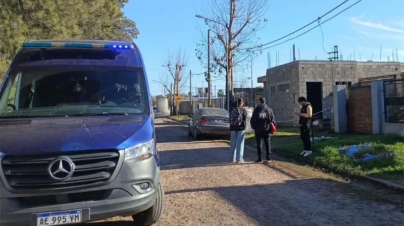 Los estremecedores elementos que alimentan la hipótesis de que un hombre mató a sus dos hijos y se suicidó en Santa Fe