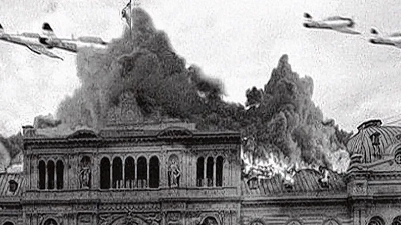 A 71 años del bombardeo a la Plaza de Mayo: el recuerdo del piloto que se transformó en héroe durante la masacre