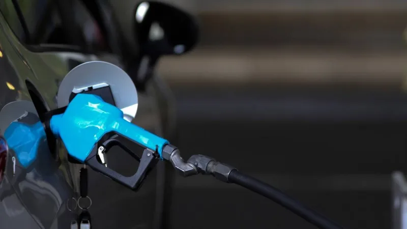 Las petroleras no bajarán el precio de la nafta pese al acuerdo Estados Unidos-Irán