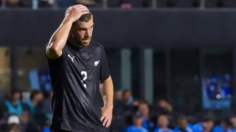 Se filtró el contrato que Deportivo Riestra le ofreció a Tim Payne para que juegue en el fútbol argentino tras el Mundial