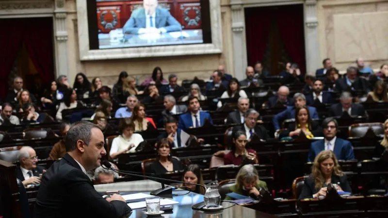 El Congreso le picó el boleto a Adorni: las dos opciones que le dejan