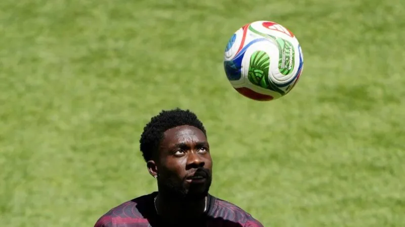 Dudas sobre Davies persisten mientras Canadá se prepara para choque con Qatar