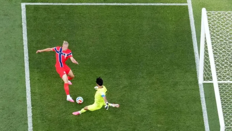 Haaland marca doblete en goleada 4-1 de Noruega sobre Irak en el Mundial