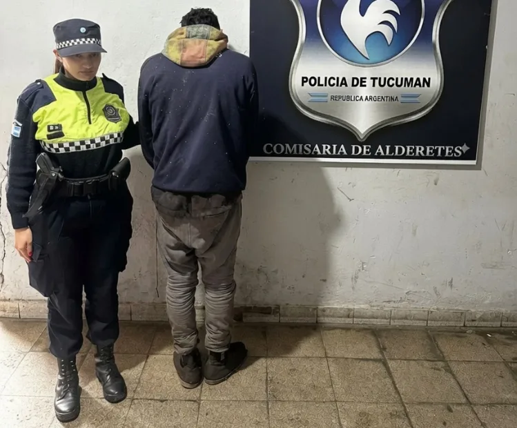 Alderetes: hartos de que les robaran hasta los inodoros, vecinos redujeron a un ladrón y lo entregaron a la Policía