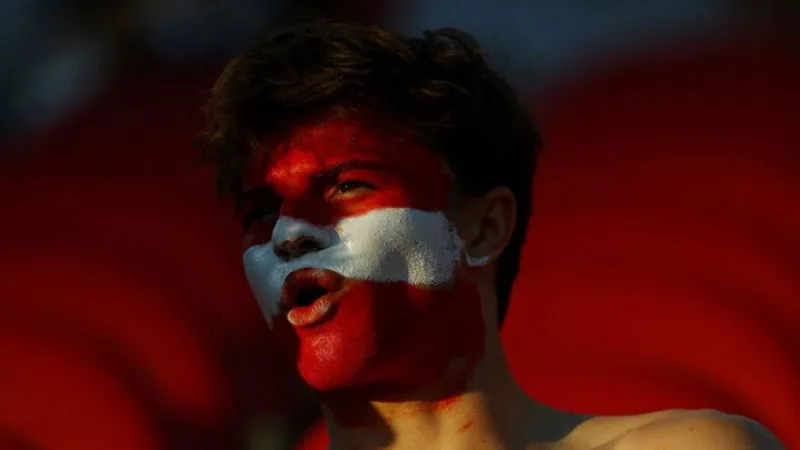 Austria vence con sufrimiento a Jordania en su regreso al Mundial