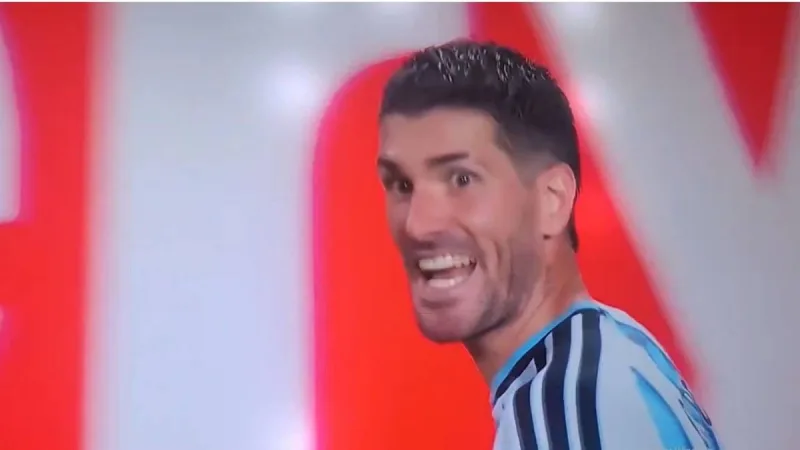 El reto de De Paul a un compañero de la Selección Argentina en pleno partido: "Meté la pata"