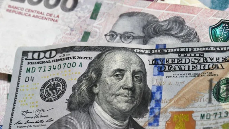 El Gobierno amplió el acceso a los créditos en dólares y habilitó nuevos beneficiarios