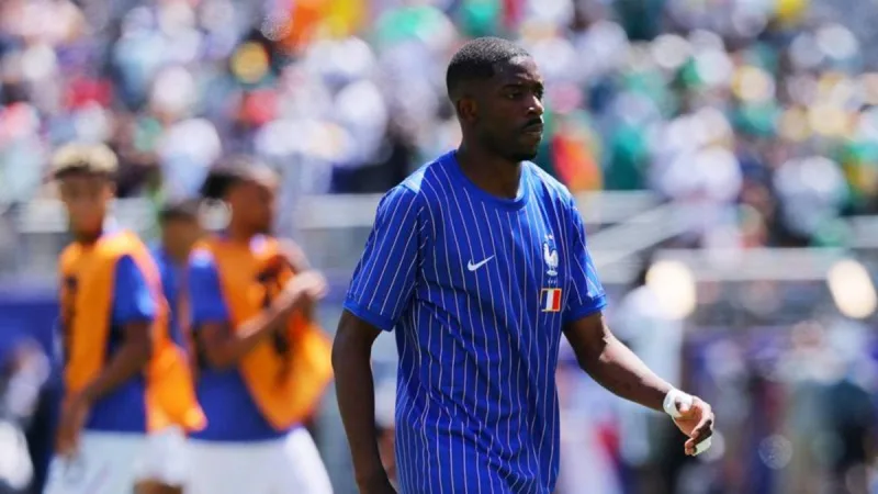 Dembélé sigue buscando su sitio en la selección francesa