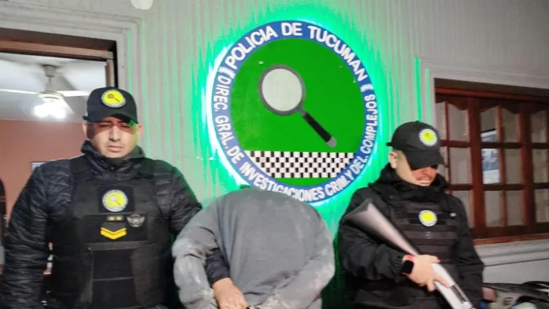 Detuvieron a sospechoso del crimen de la mujer hallada muerta en un auto incendiado